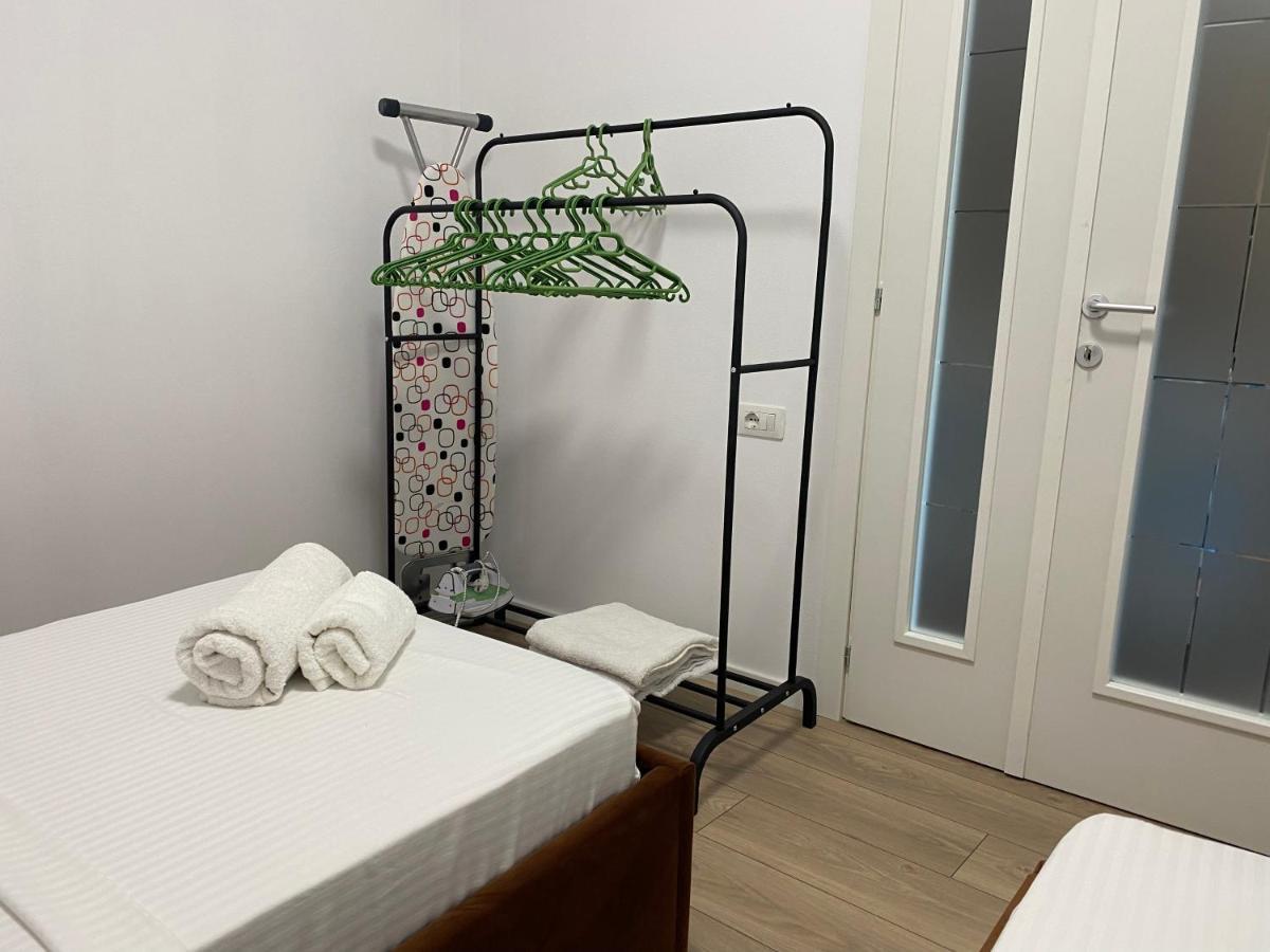 Brand New Apts Located At The City'S Main Square-100 Mbs Wifi Durrës Buitenkant foto