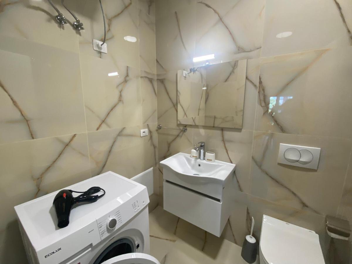 Brand New Apts Located At The City'S Main Square-100 Mbs Wifi Durrës Buitenkant foto