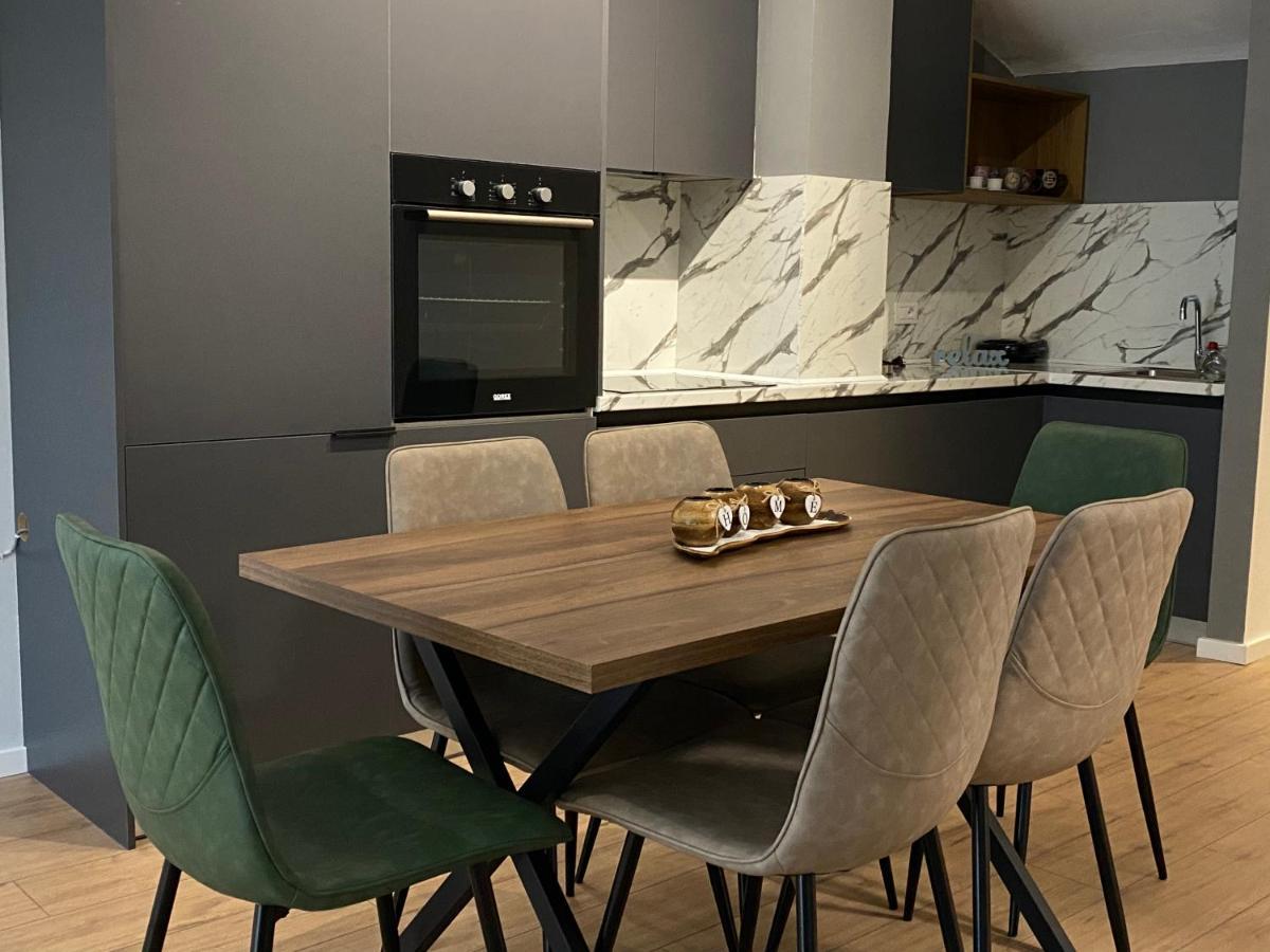 Brand New Apts Located At The City'S Main Square-100 Mbs Wifi Durrës Buitenkant foto