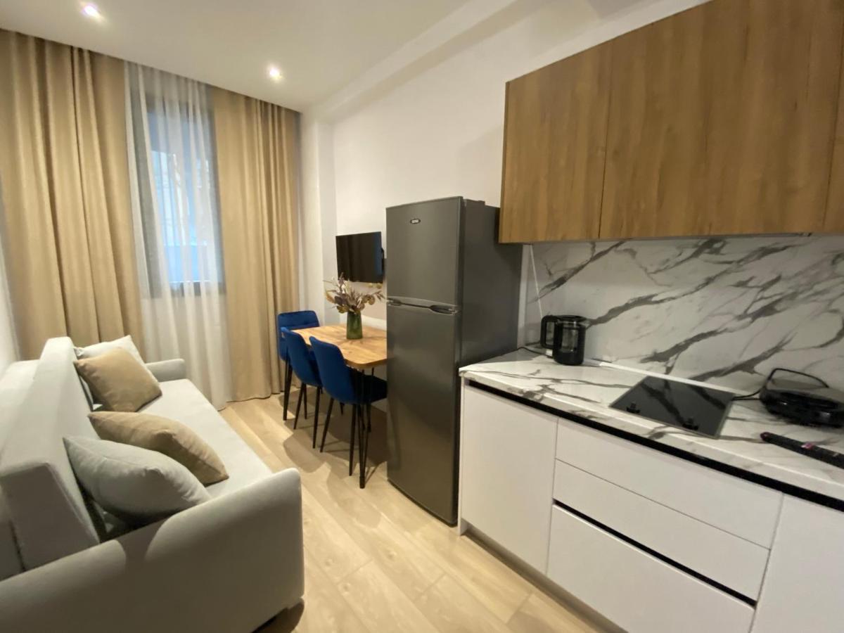 Brand New Apts Located At The City'S Main Square-100 Mbs Wifi Durrës Buitenkant foto