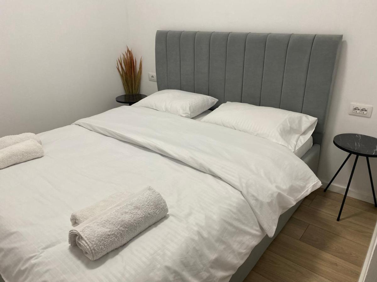 Brand New Apts Located At The City'S Main Square-100 Mbs Wifi Durrës Buitenkant foto